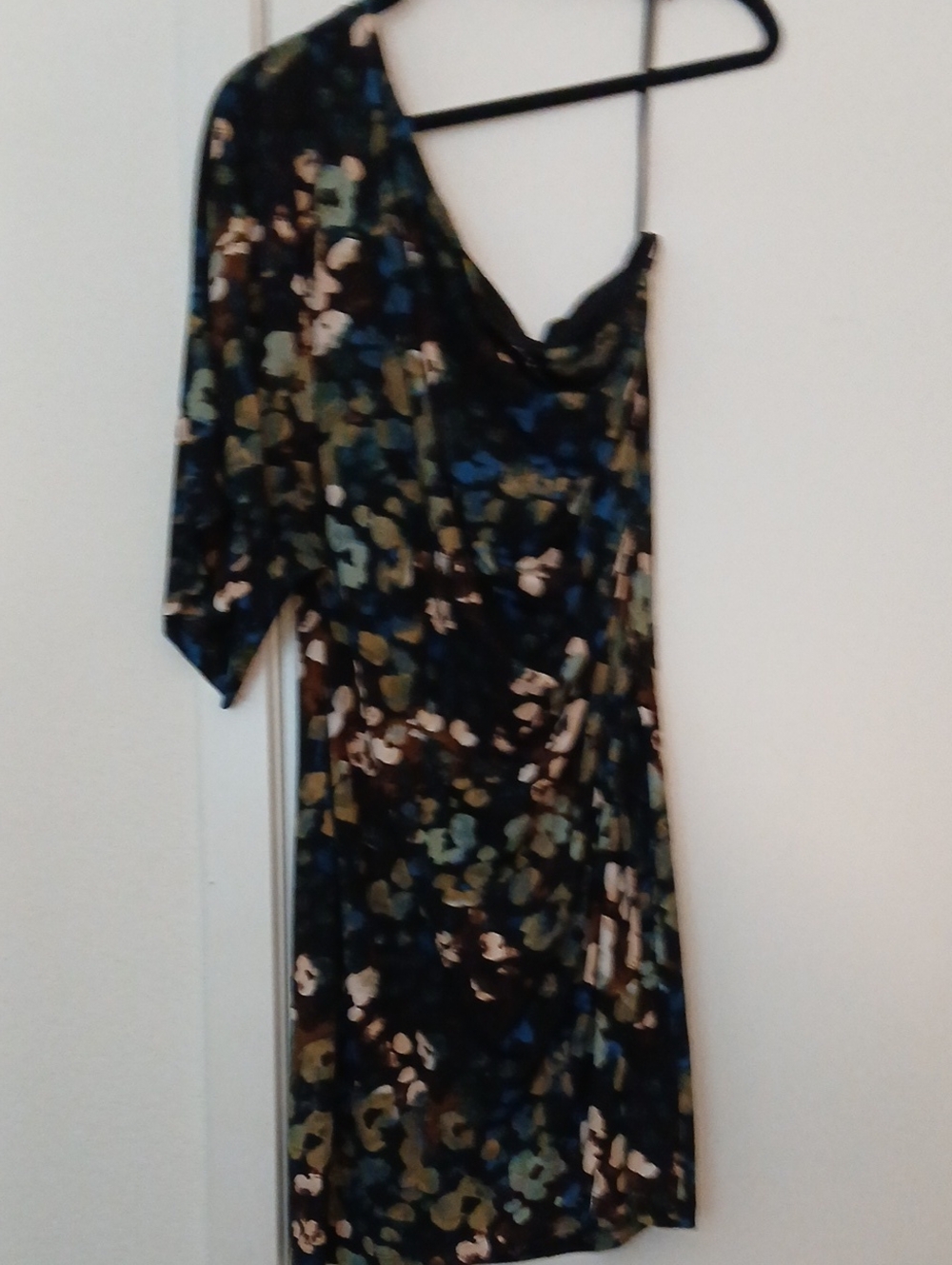 Enfocus Studio One-Shoulder Floral Dress in Black, Olive & Blue
